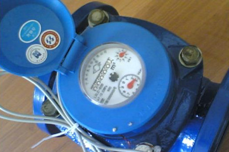 一種密封性好、不易滲水的光電直讀遠傳水表